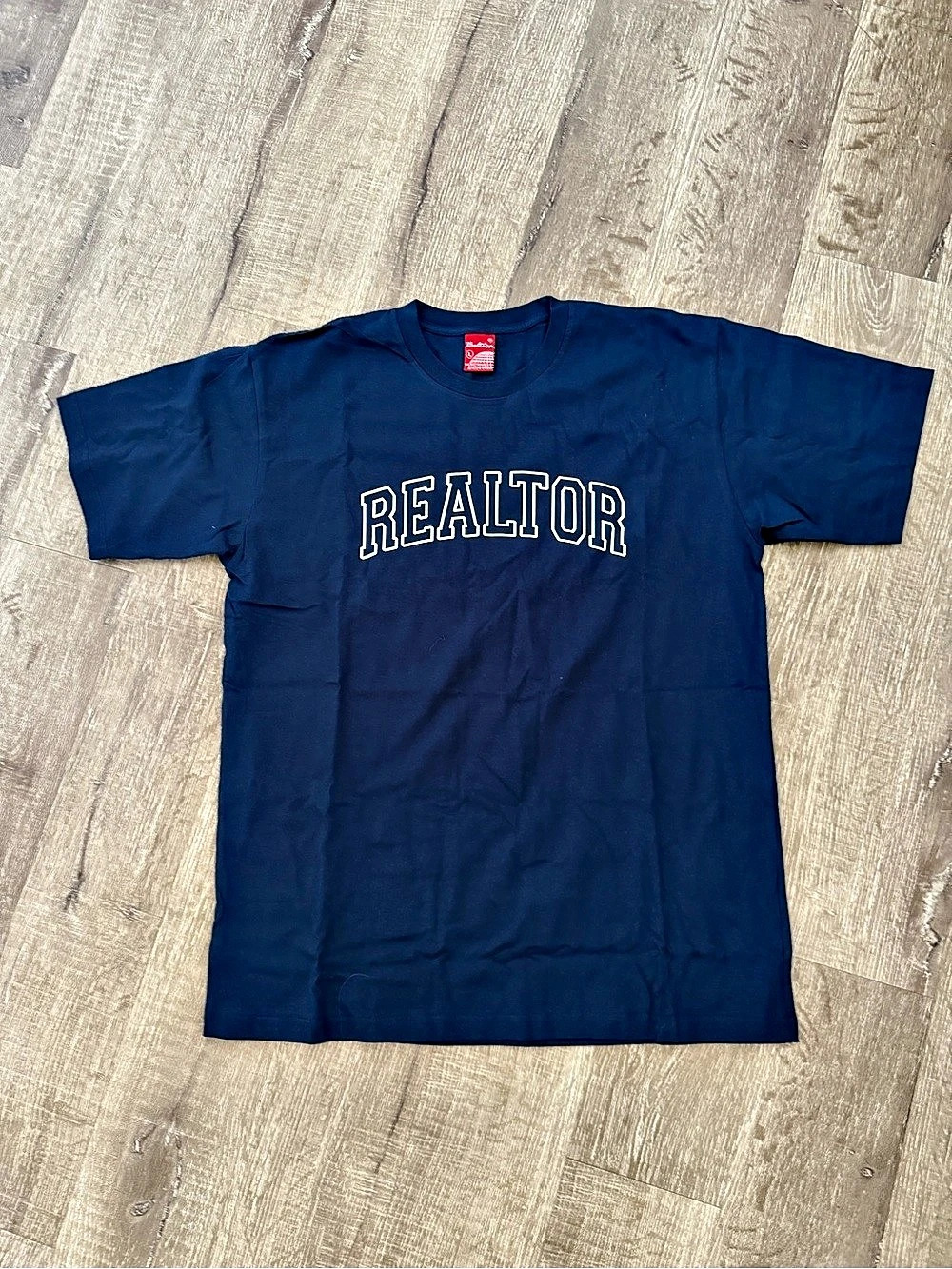Baltica Men’s Realtor Varsity Graphic Navy T-Shirt Size L